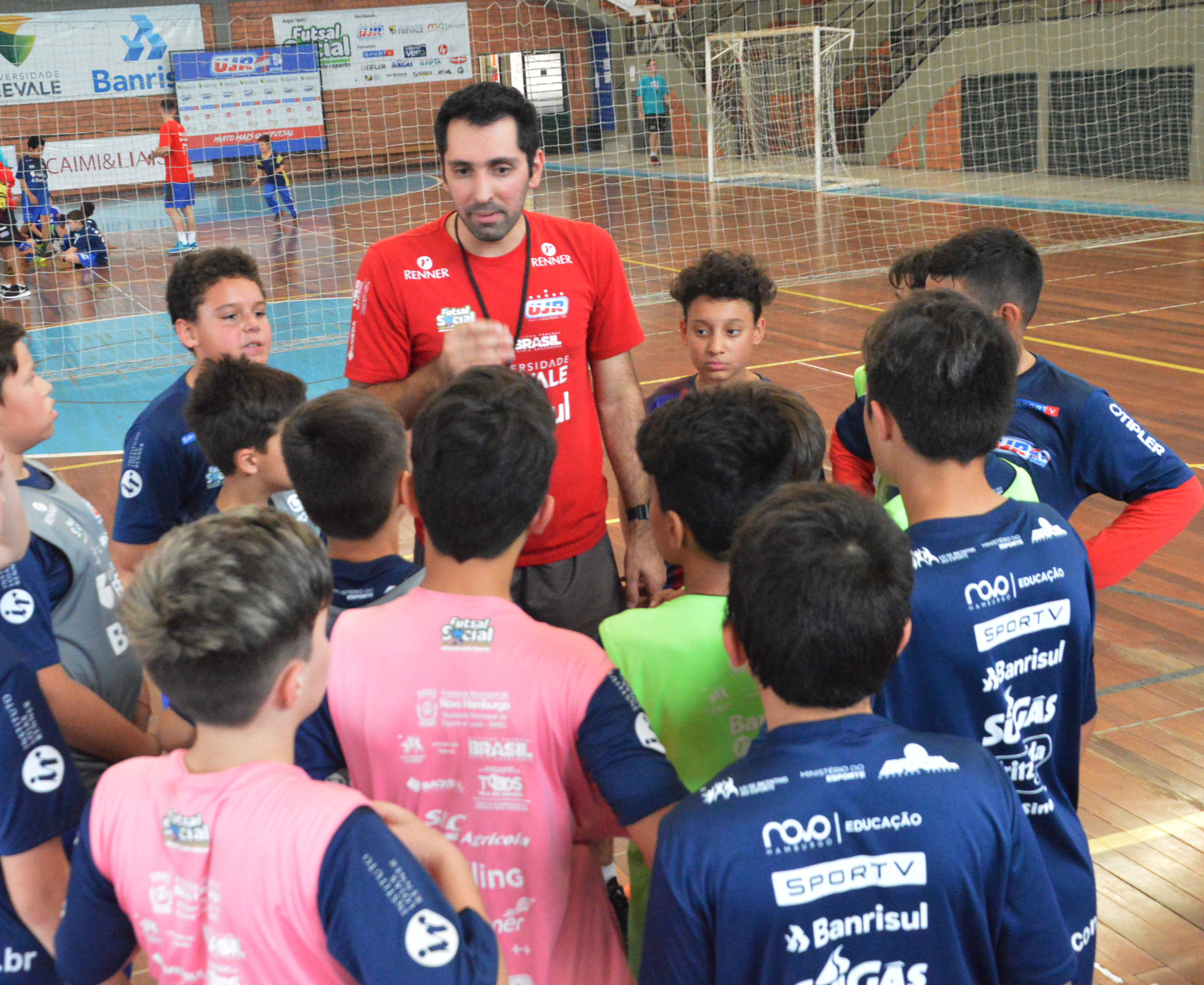 Aulas do Futsal Social reiniciam nesta semana