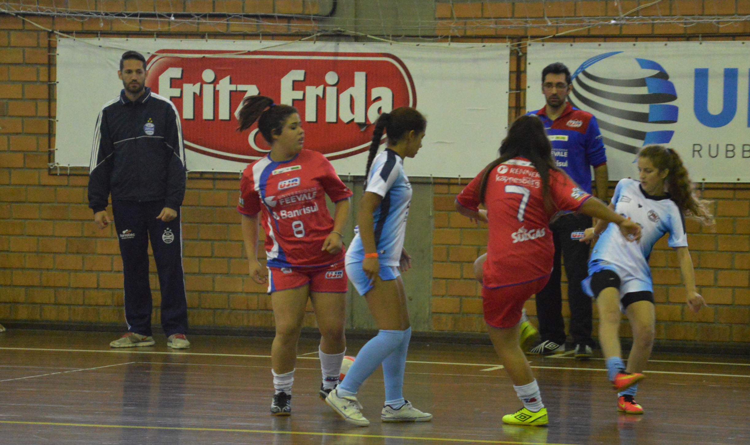 Equipes da UJR/Feevale/Banrisul estreiam com derrota no Regional Feminino