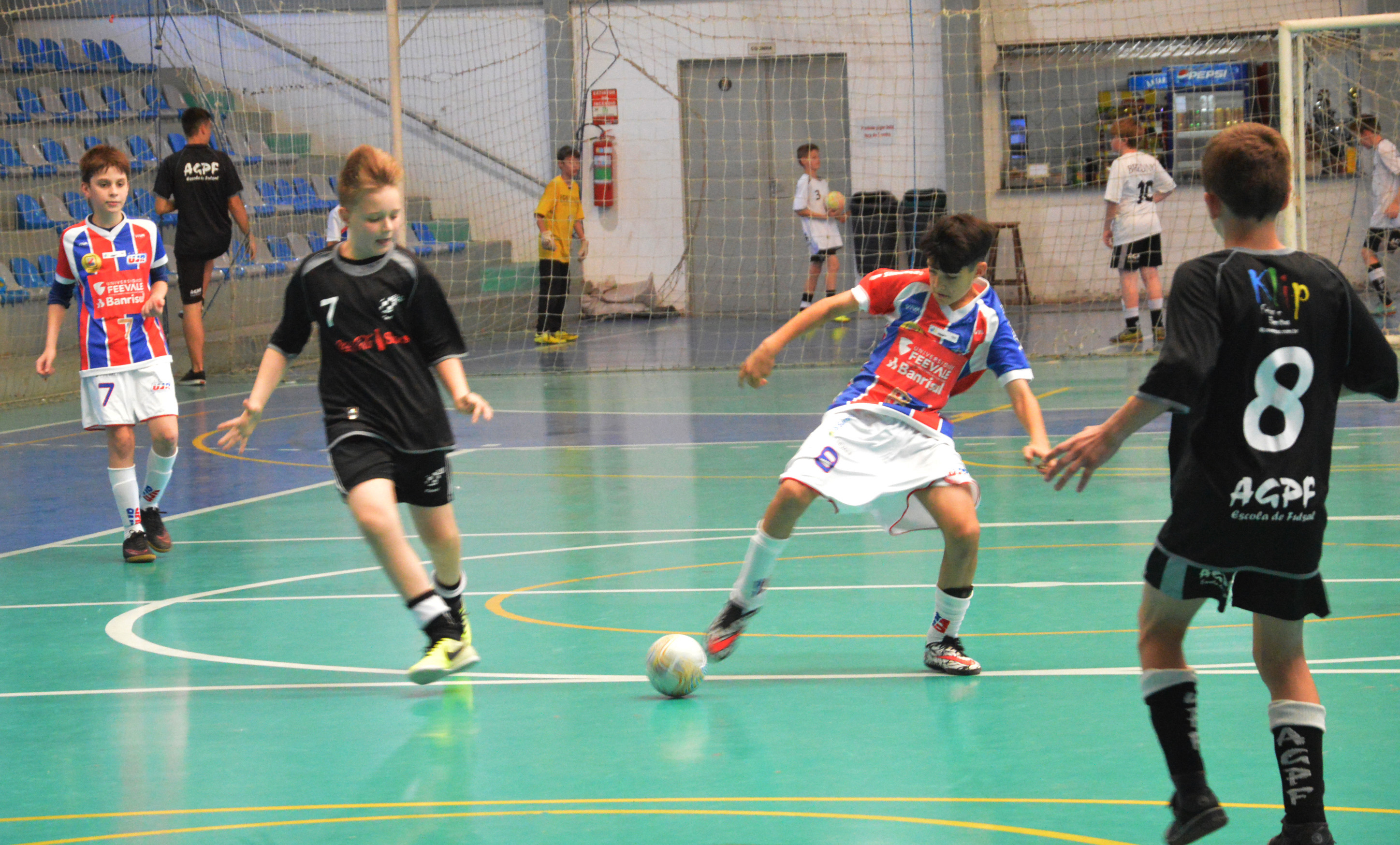 Equipes da UJR/Feevale/Banrisul buscam vaga na final da Copa Feevale