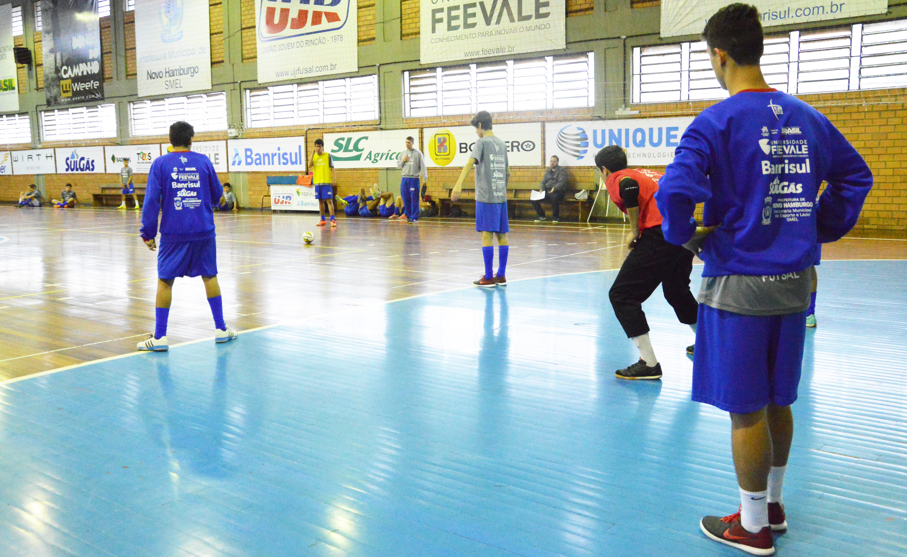Equipes da UJR/Feevale/Banrisul prontas para inicio do Estadual