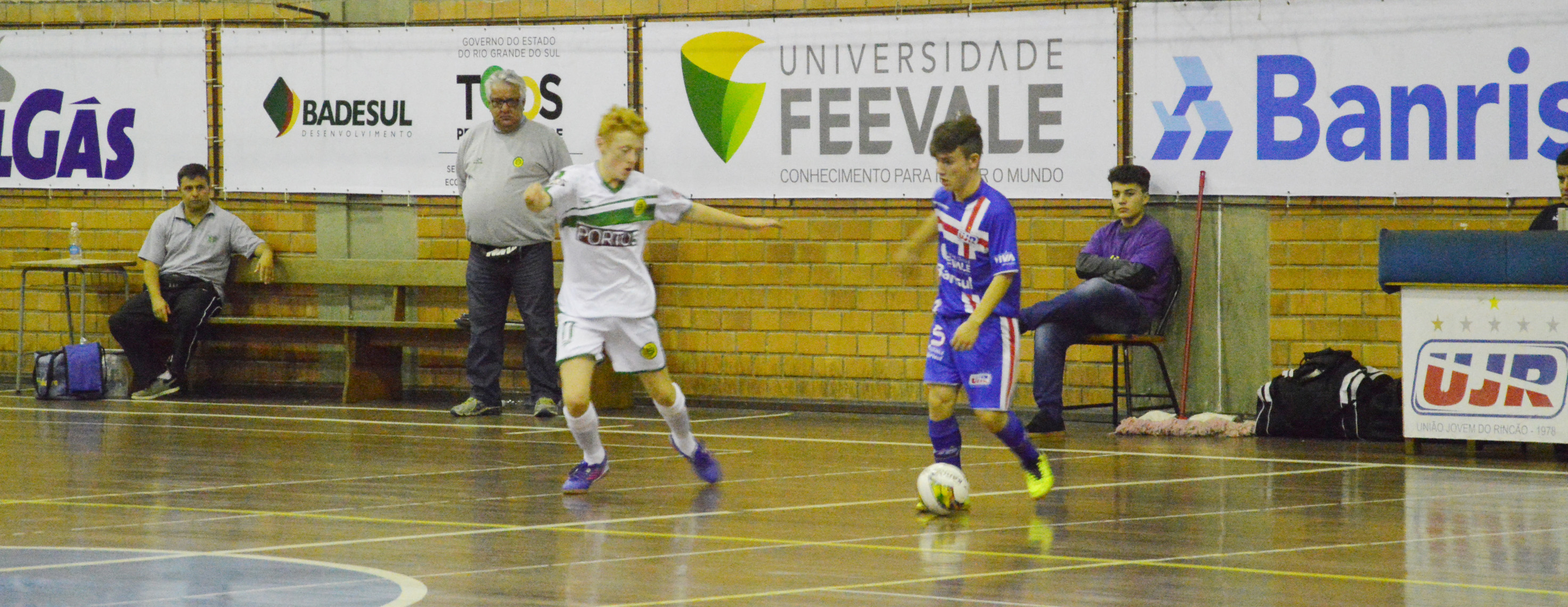 Sub-15 e Sub-17 jogam em Pelotas no domingo