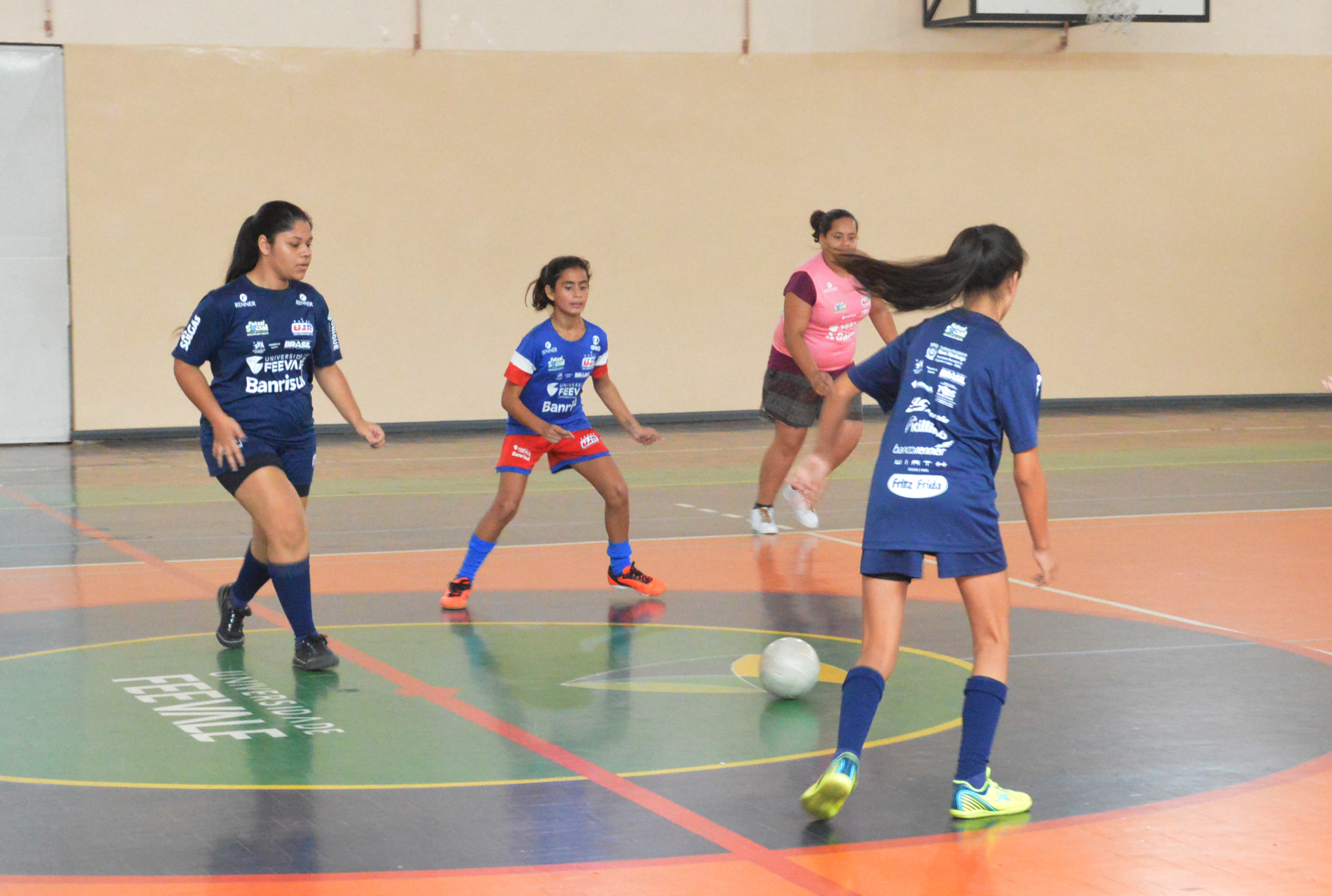 Futsal Social realizou encontro para as meninas e para os meninos da categoria Sub-10
