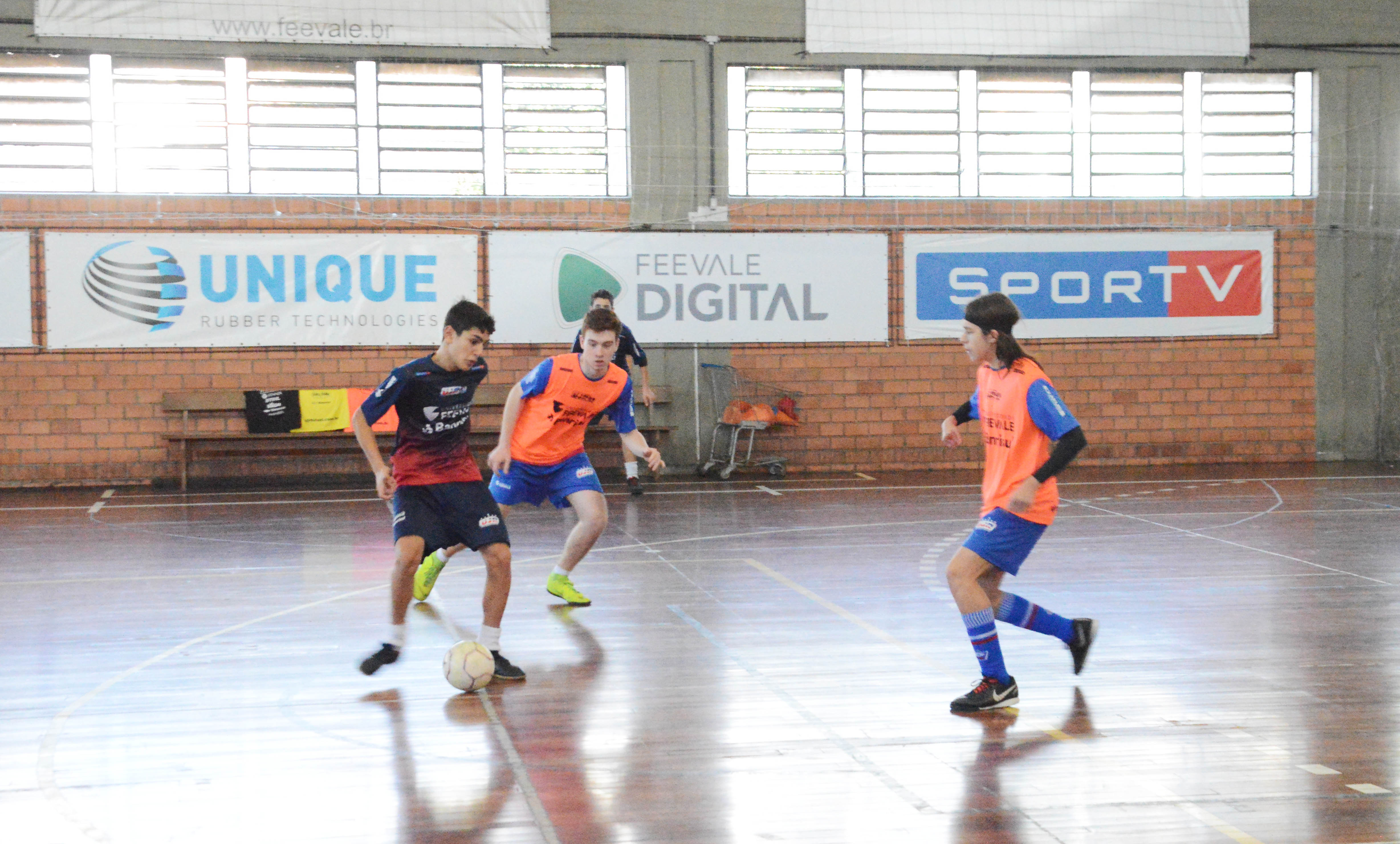 UJR/Feevale com confronto direto nesta segunda-feira pela Liga Gaúcha