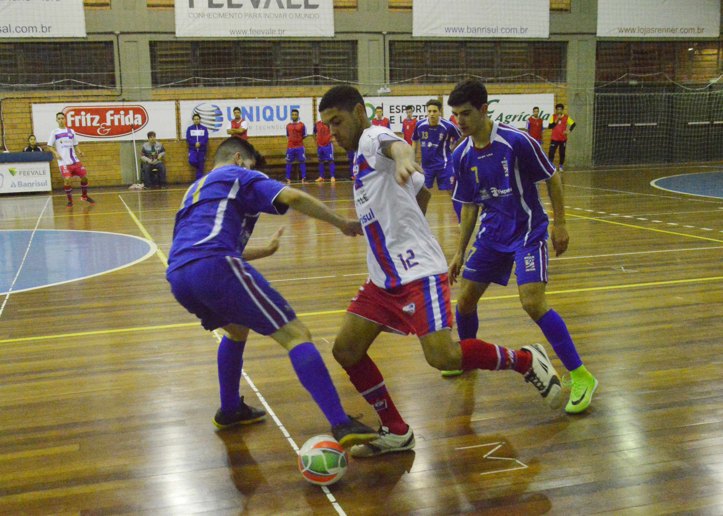 De olho na zona de classificação, Sub-20 da UJR/Feevale/Banrisul recebe o MGA Games nesta terça-feira
