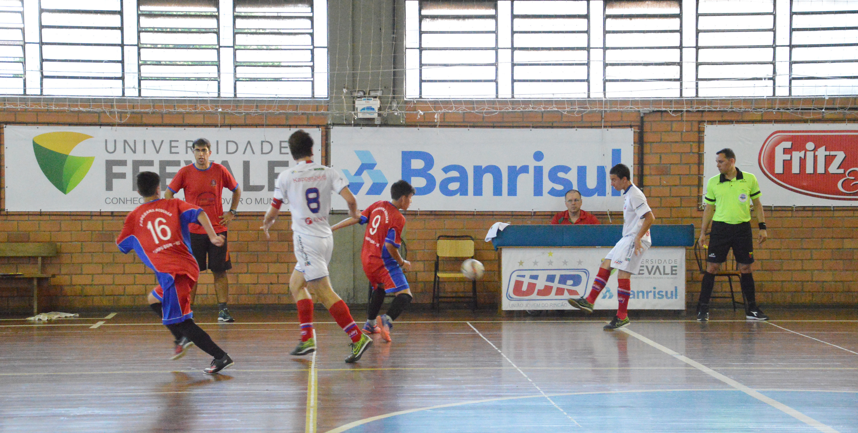 Sub-15 da UJR/Feevale/Banrisul é vice-campeã da Copa Feevale