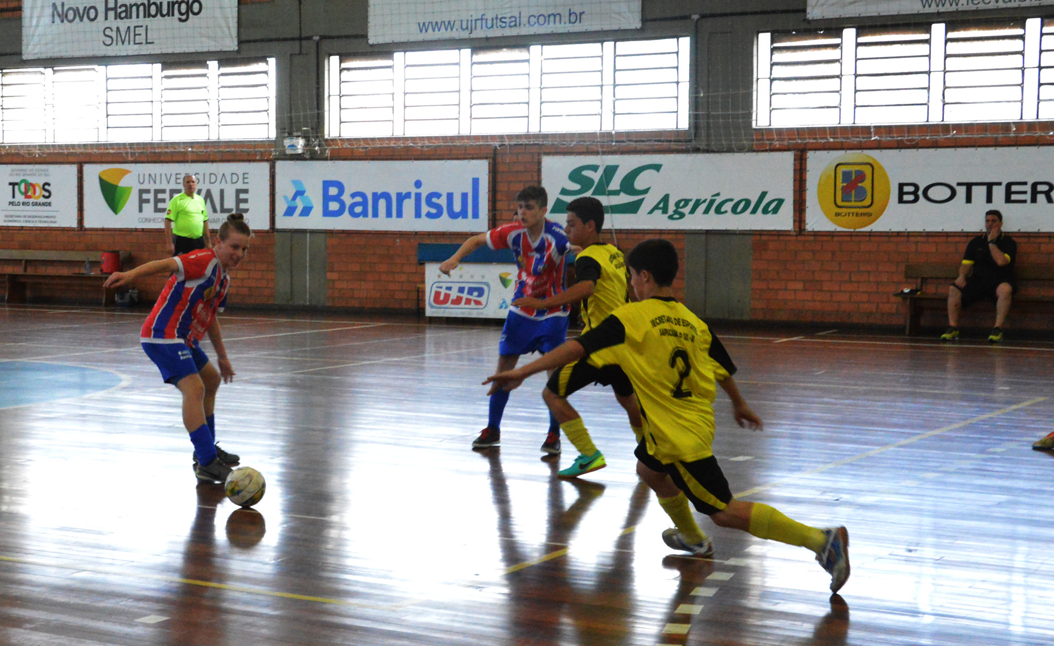 Equipes da UJR/Feevale/Banrisul classificadas às semifinais da Copa Feevale