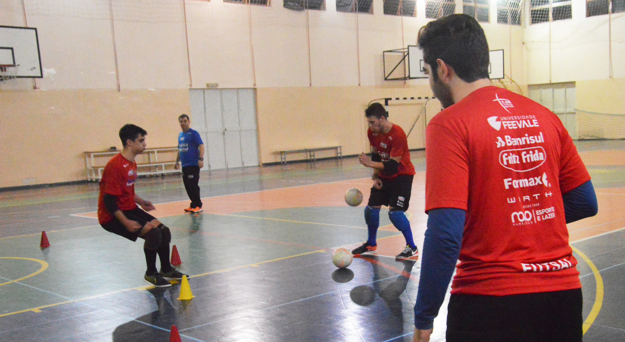 Goleiros com trabalhos específicos na intertemporada da UJR/Feevale/Banrisul