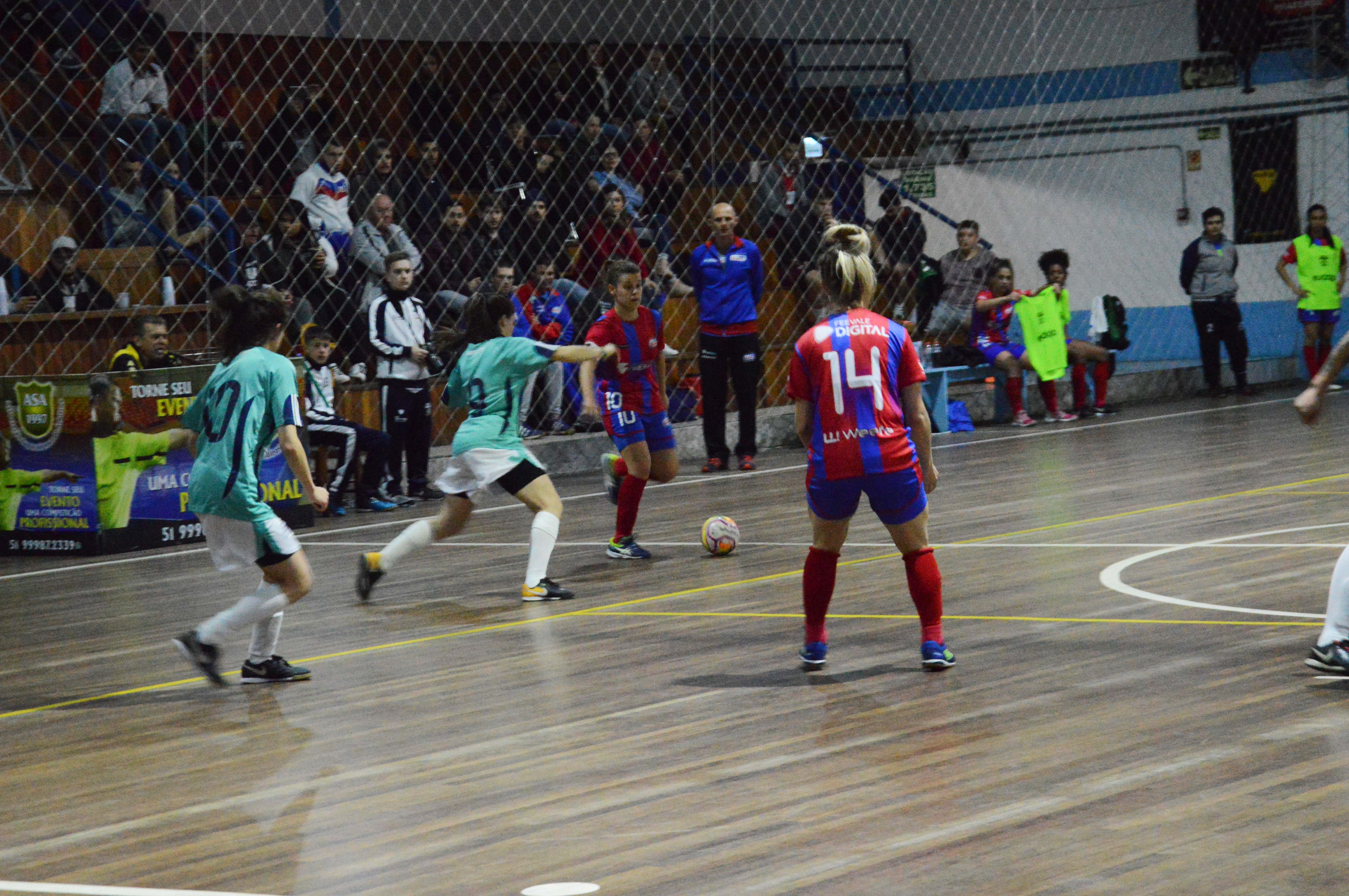 Meninas da UJR/Feevale estreiam no Aberto do Soberano com empate