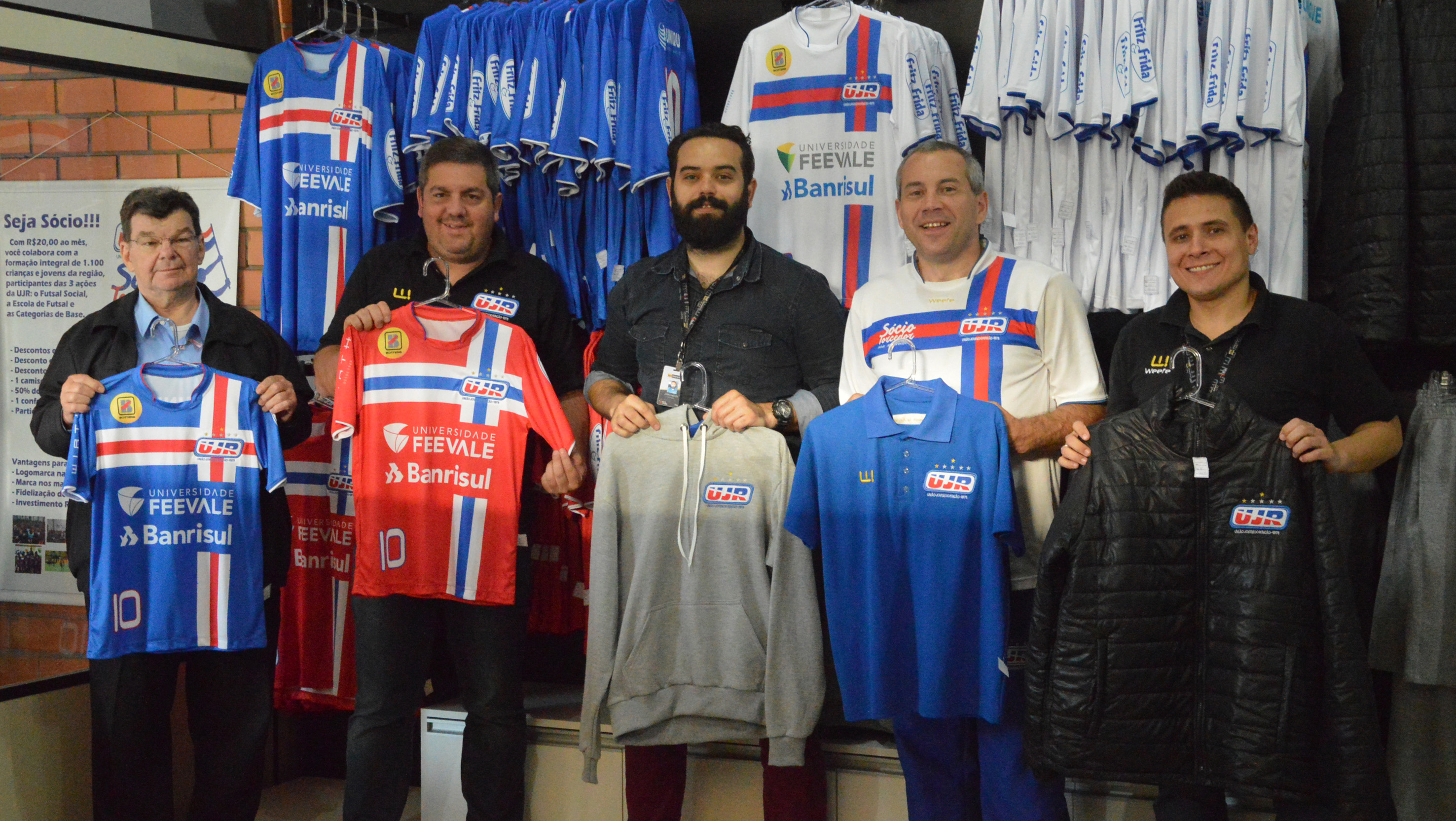 UJR/Feevale/Banrisul inaugura loja oficial