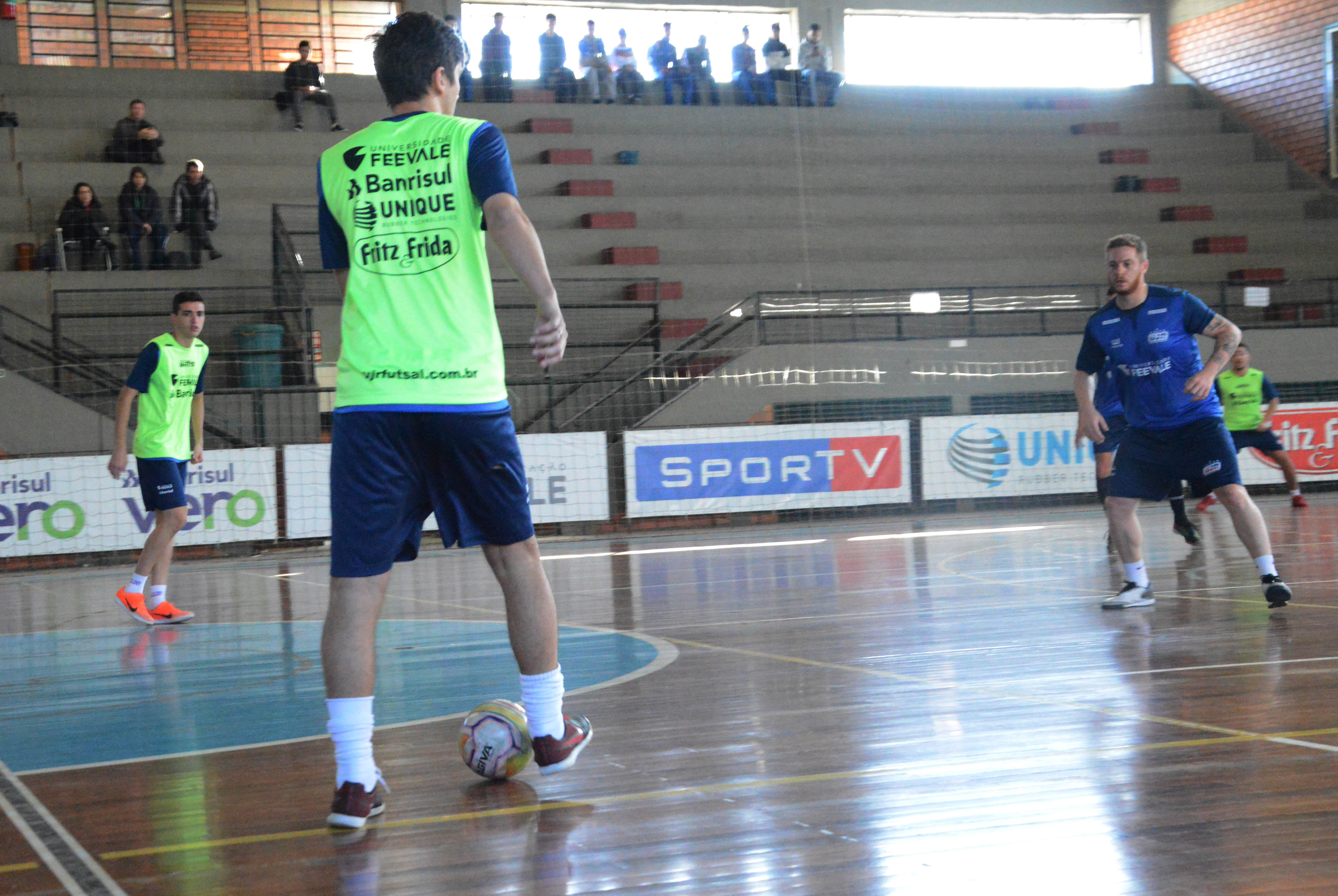 UJR/Feevale recebe Três Coroas em jogo decisivo