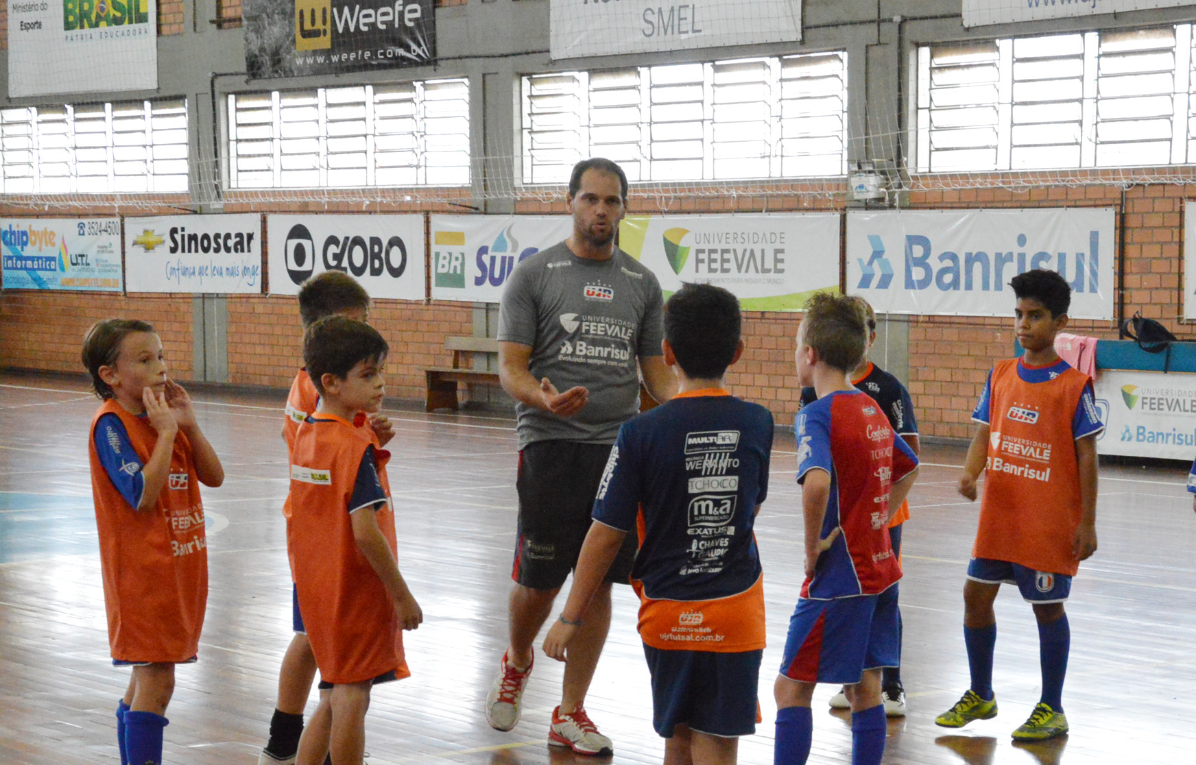 Futsal Social e Escola UJR/GuSch em ação neste sábado
