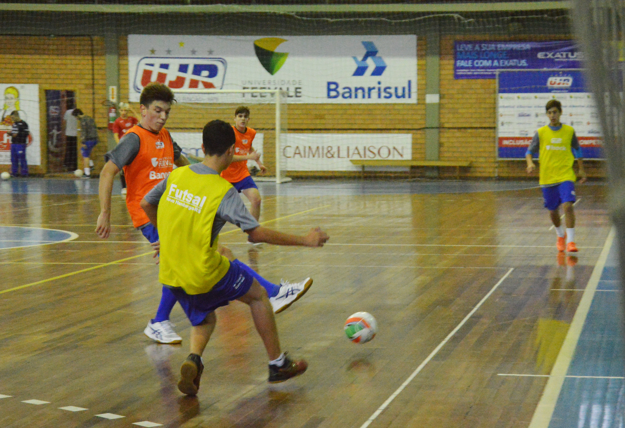 UJR/Feevale/Banrisul pronta para a estreia no Estadual Sub-15 e Sub-17