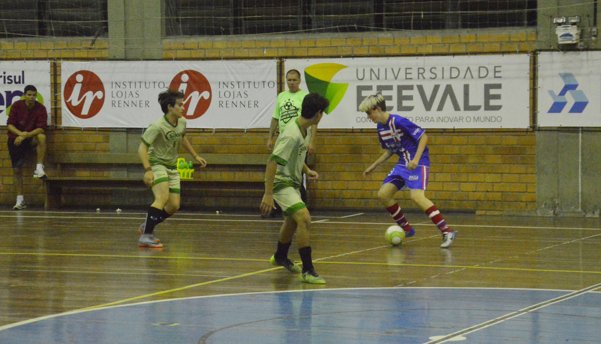 Equipes Sub-15 da UJR avançam as semifinais da Copa Feevale/Diadora