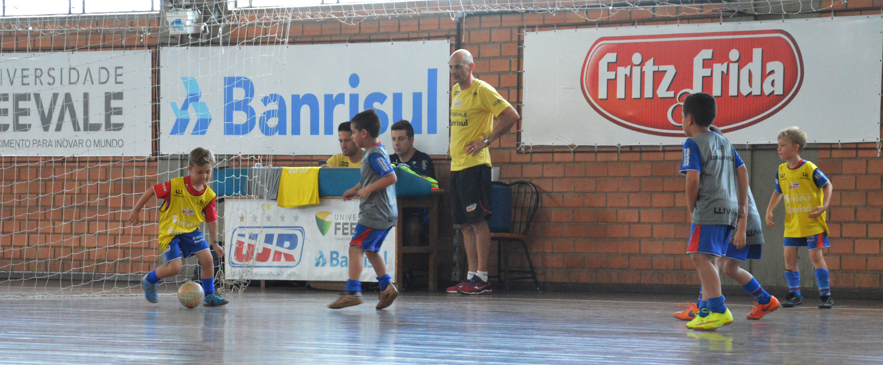 Alunos da Escola de Futsal e do Futsal Social entram em férias