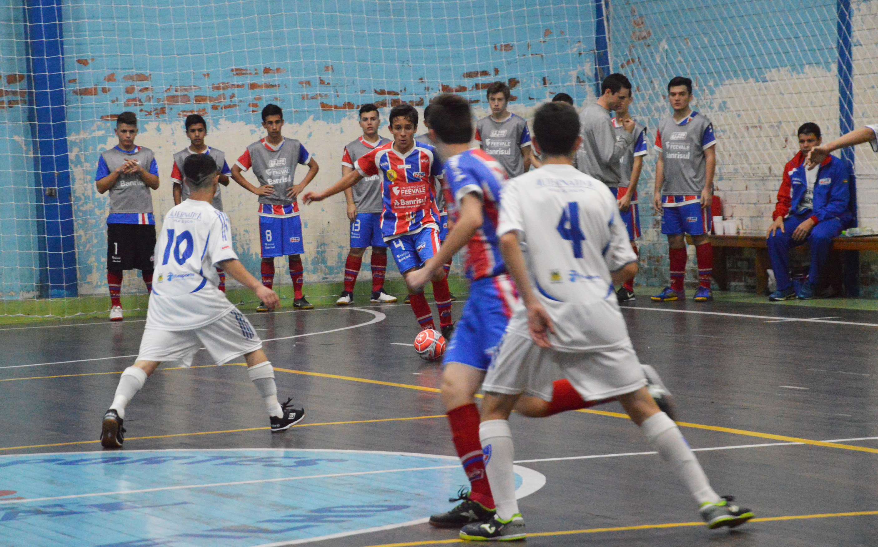 Sub-15 da UJR/Feevale/Banrisul vence mais uma fora de casa