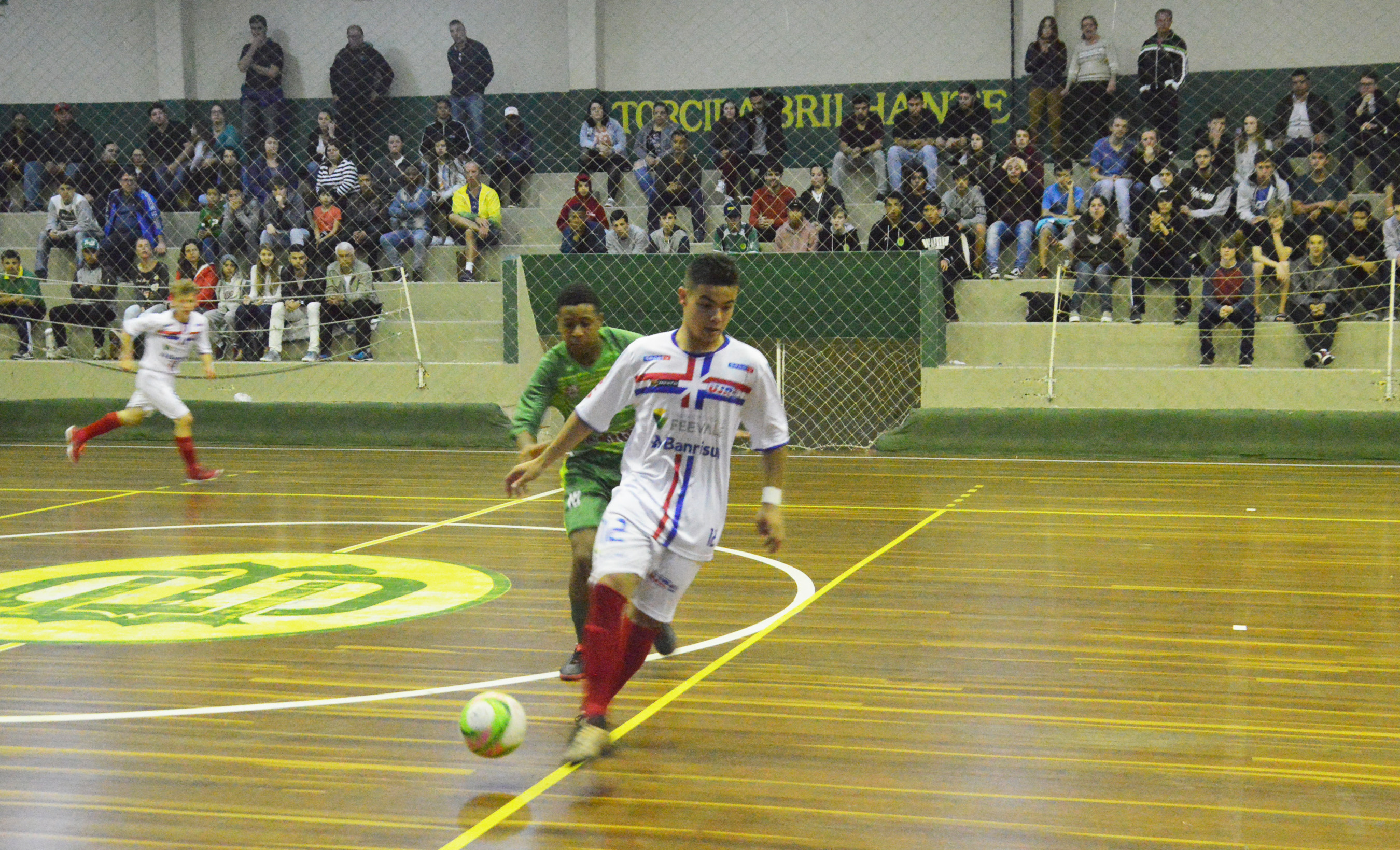 Sub-17 da UJR/Feevale/Banrisul garante vaga na semifinal do Estadual