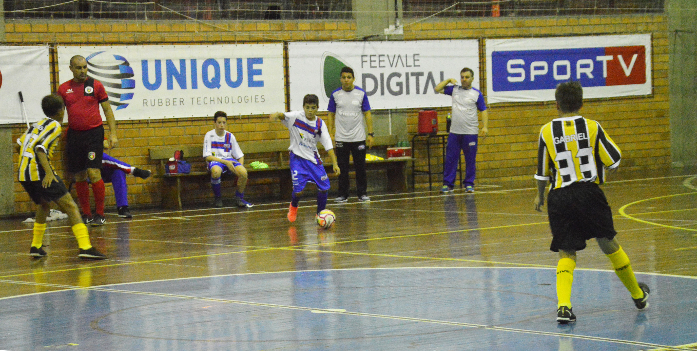 Equipes Sub-11 e Sub-13 da UJR/Feevale estreiam na Copa 50 anos Aspeur/Feevale