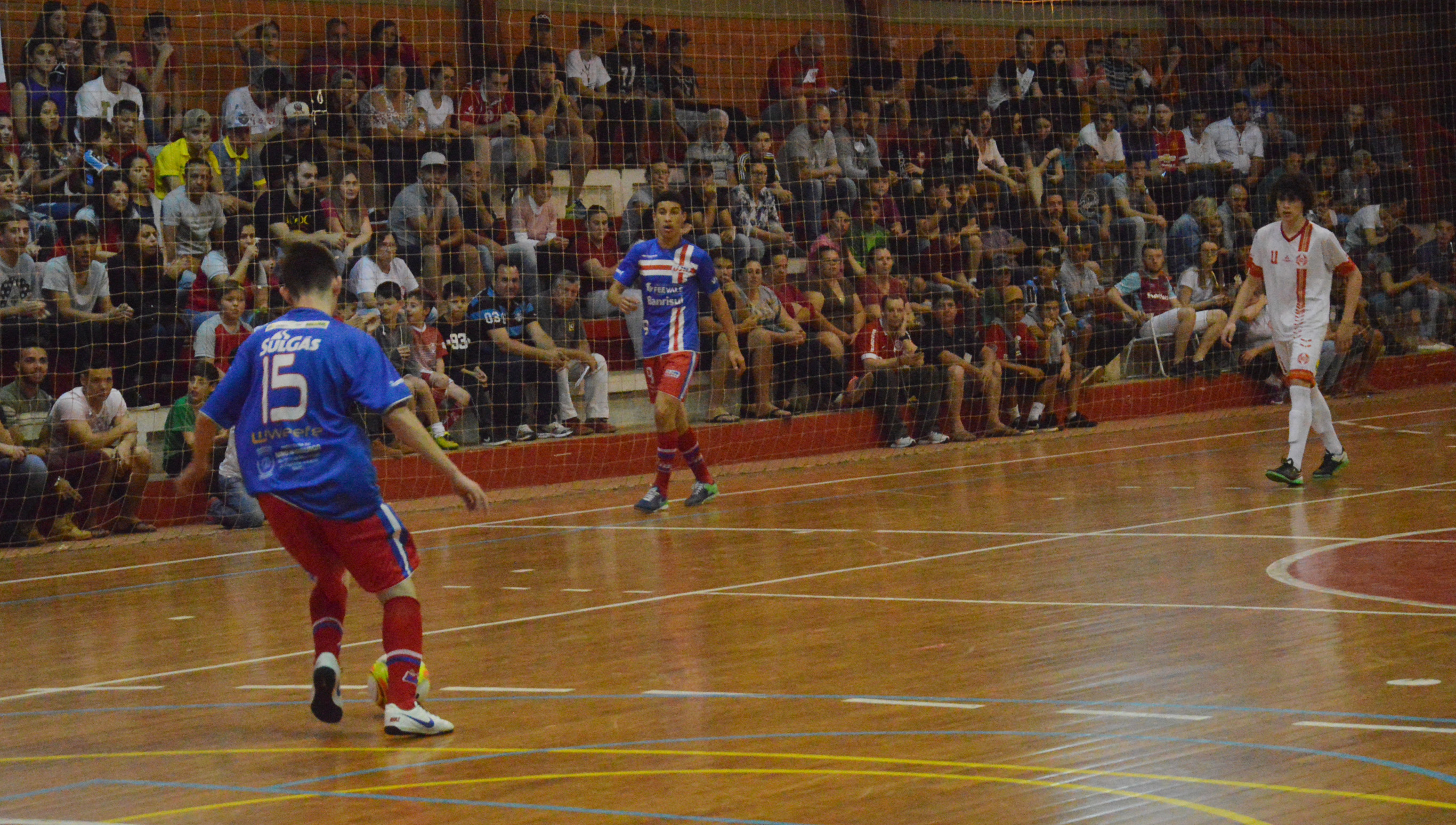 Sub-15 da UJR/Feevale/Banrisul fica em terceiro no Estadual