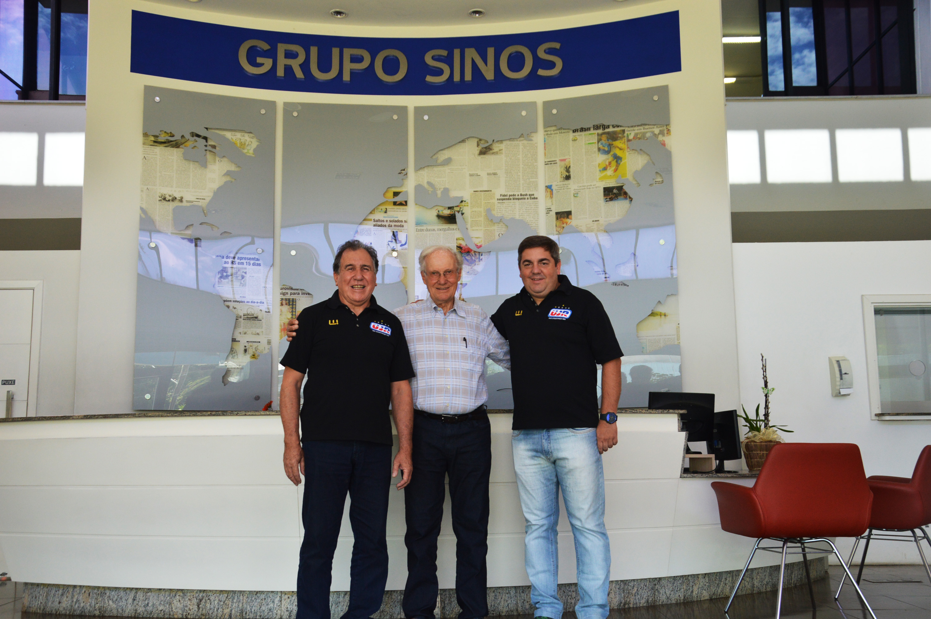 UJR presta homenagem formal ao Grupo Sinos