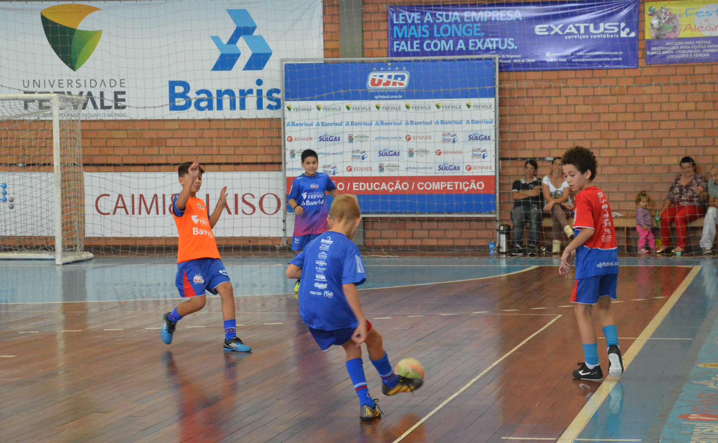 Escola de Futsal da UJR/Feevale/Banrisul promove o Interno UJR