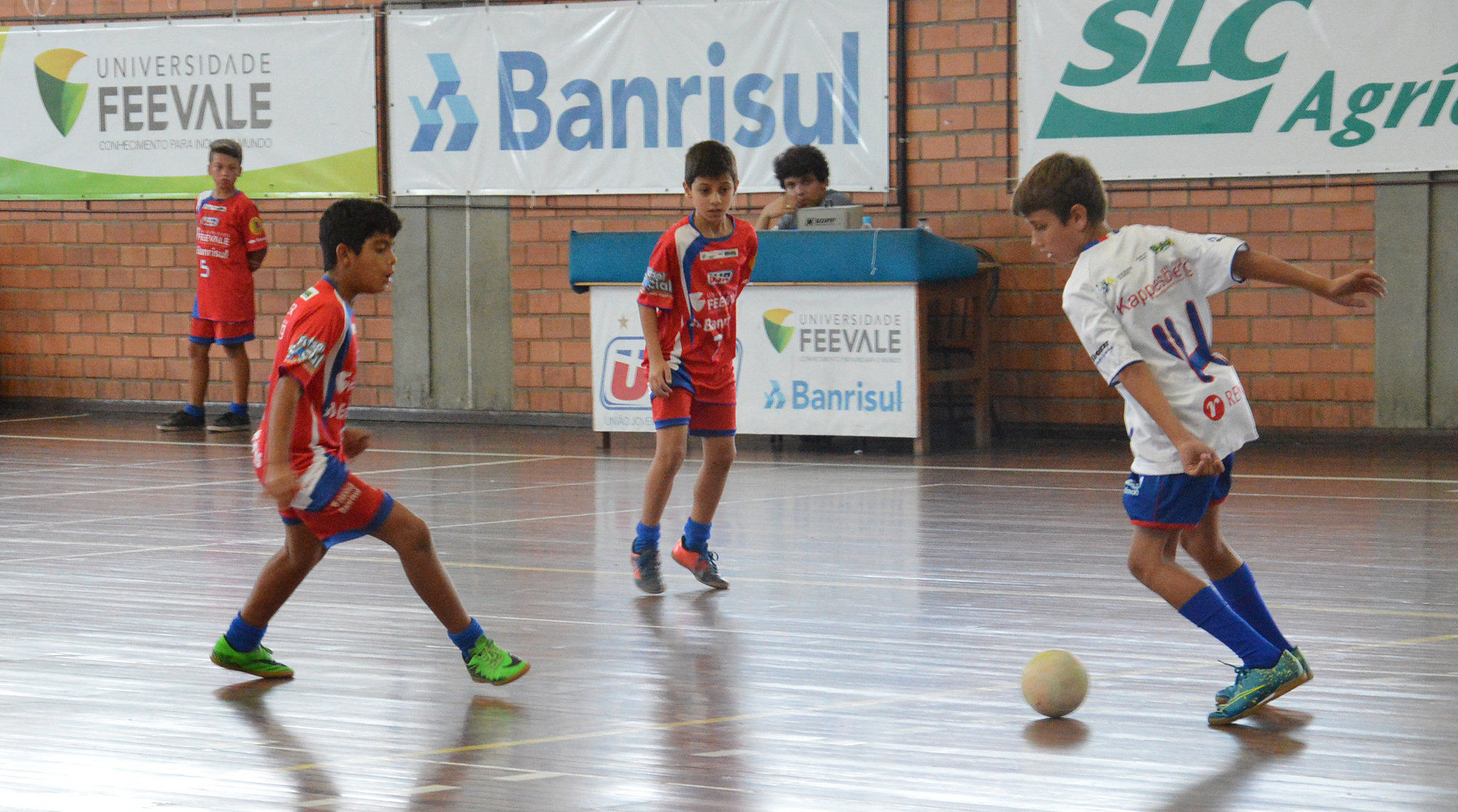 Equipes da UJR estreiam neste sábado na Copa Feevale