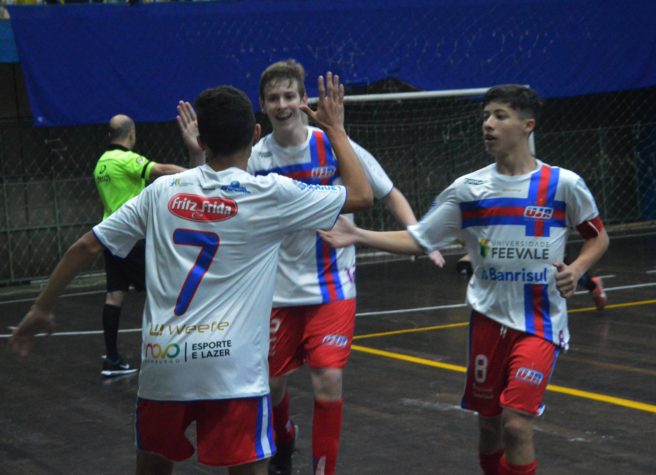 Sub-15 da UJR/Feevale/Banrisul é semifinalista do Estadual