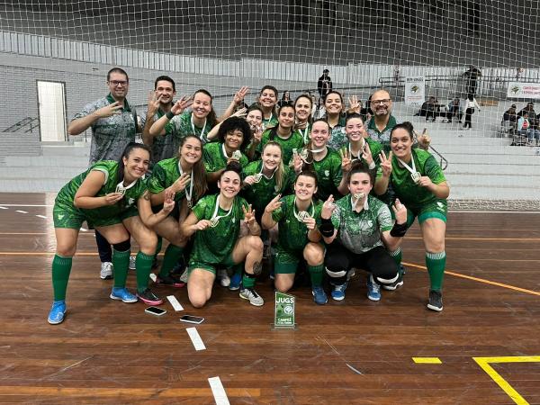 Equipe feminina da UJR/Feevale/Banrisul é heptacampeã do JUGs
