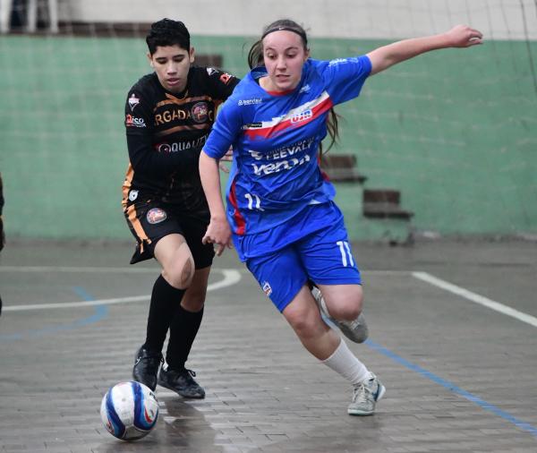 Equipes femininas da UJR/Feevale/Vero tem sequência decisiva pelo Aberto de Estância Velha