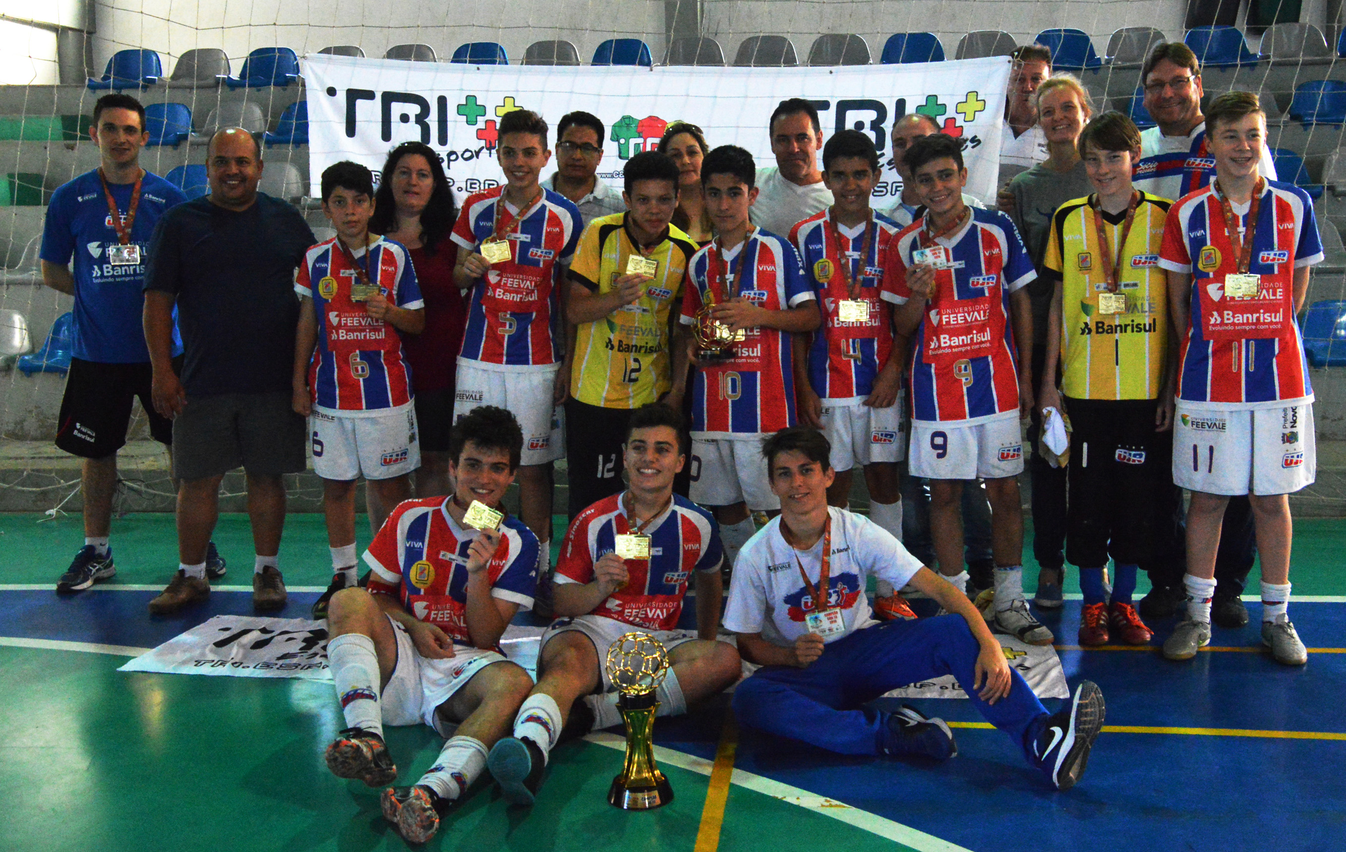 Sub-13 da UJR/Feevale/Banrisul é campeã do Troféu Tri Esportes