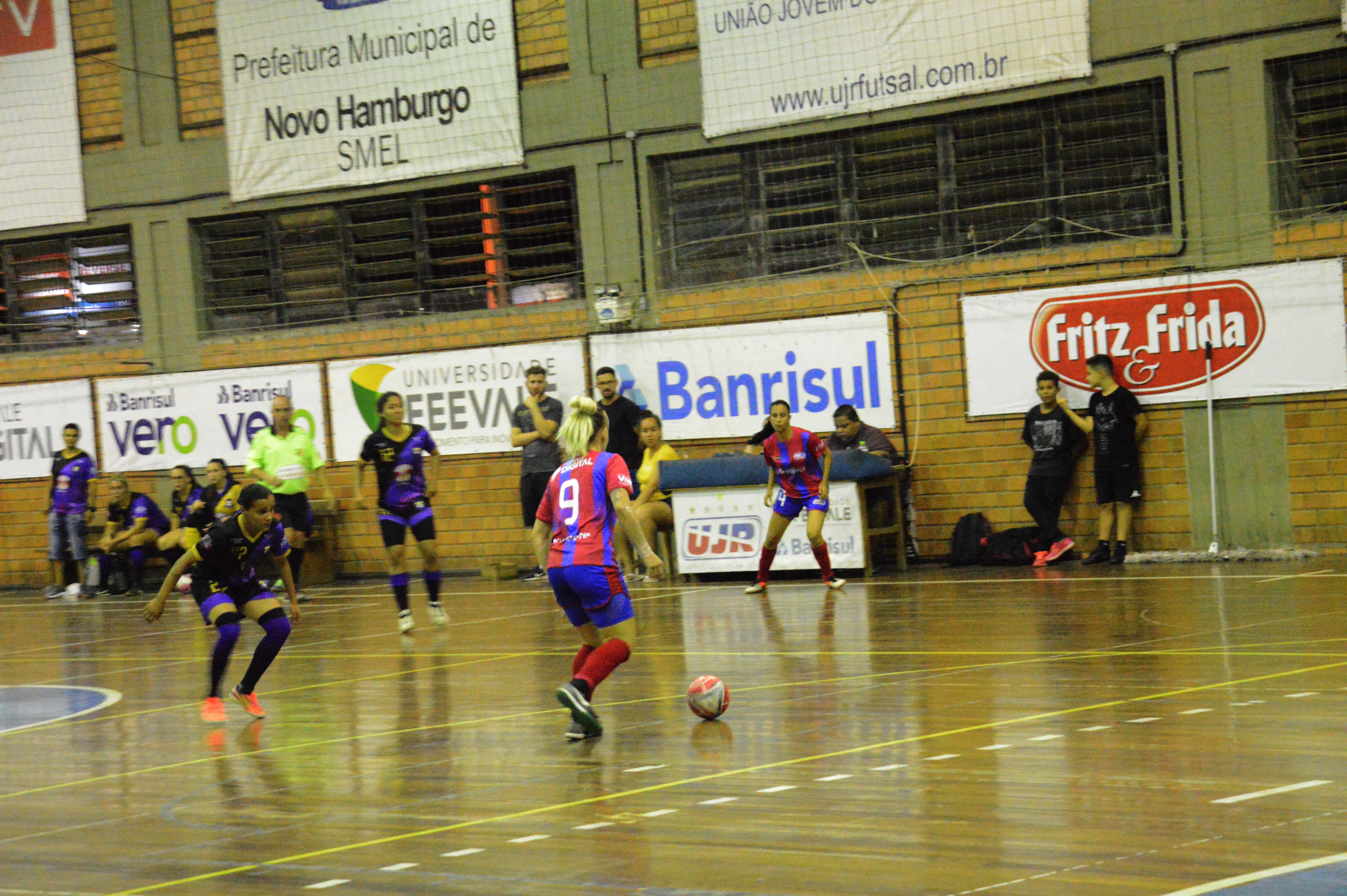 Equipe feminina da UJR/Feevale com semana cheia de jogos