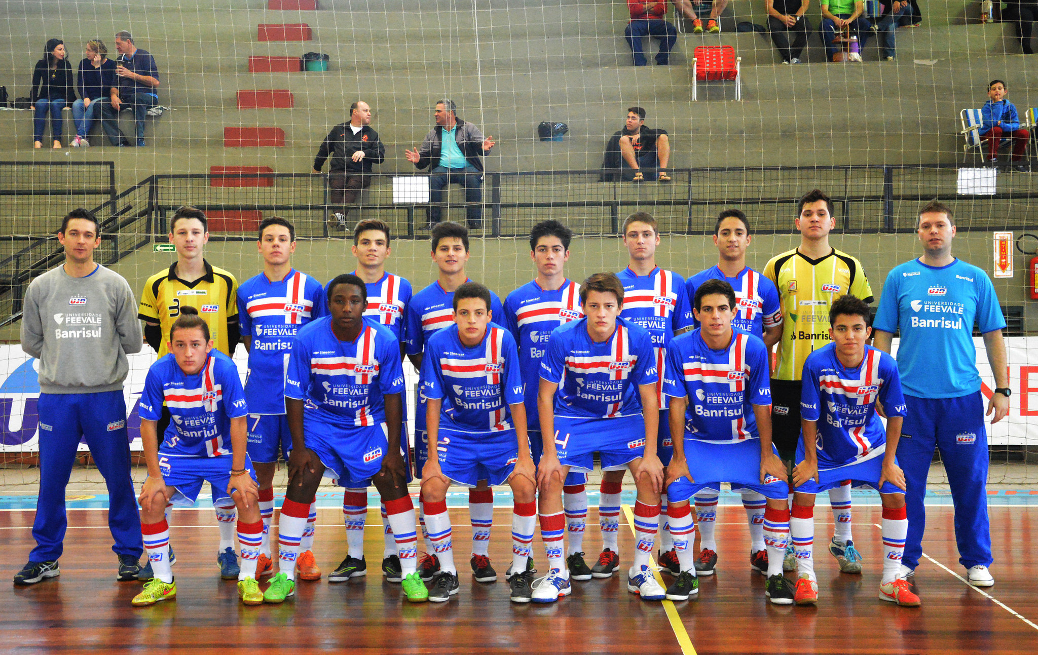 Sub-17 da UJR/Feevale/Banrisul inicia 2ª fase com vitória