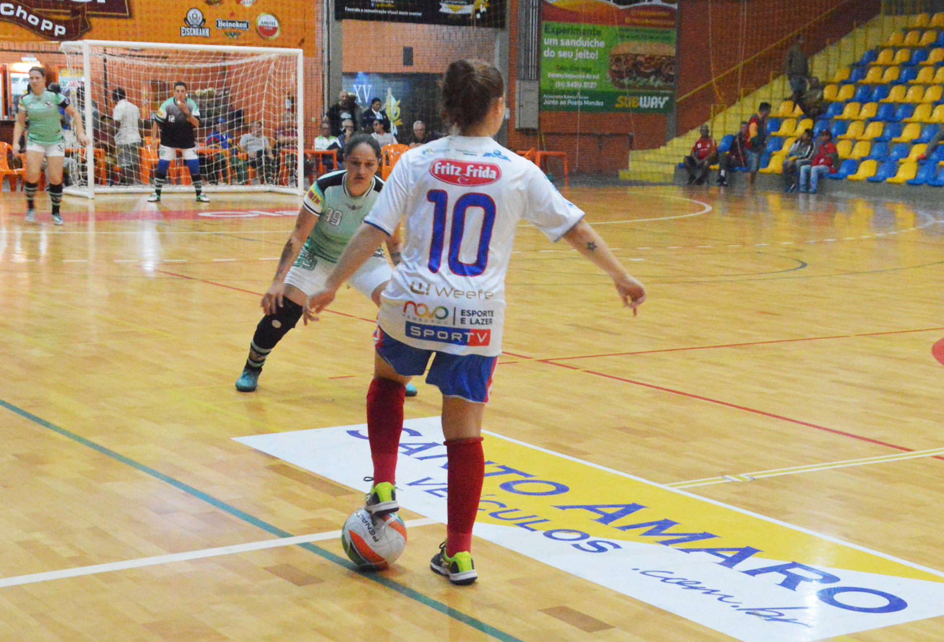 Equipes da UJR/Feevale jogam a sua terceira partida na Copa dos Campeões