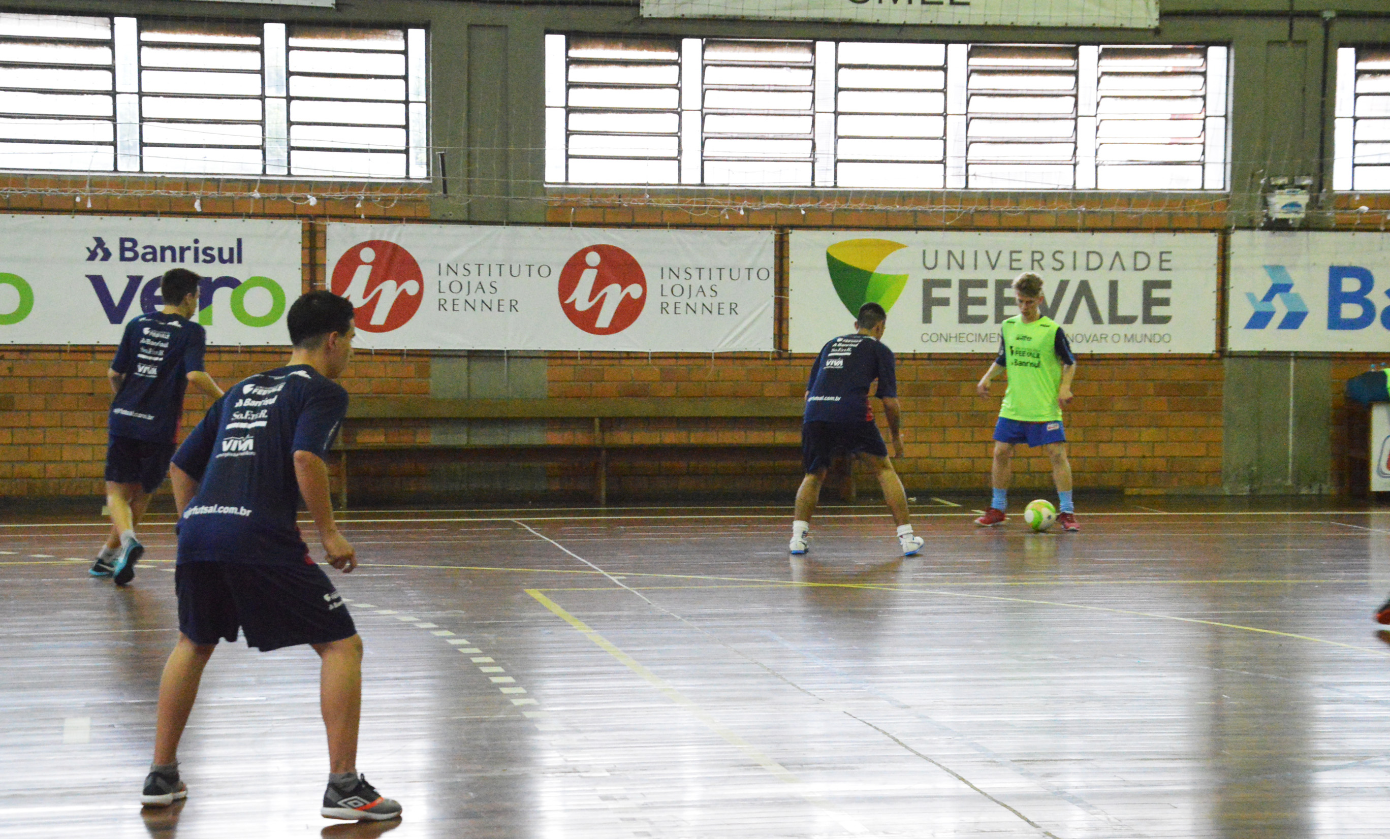 UJR/Feevale/Banrisul decide vaga na semifinal do Estadual Sub-17 neste domingo