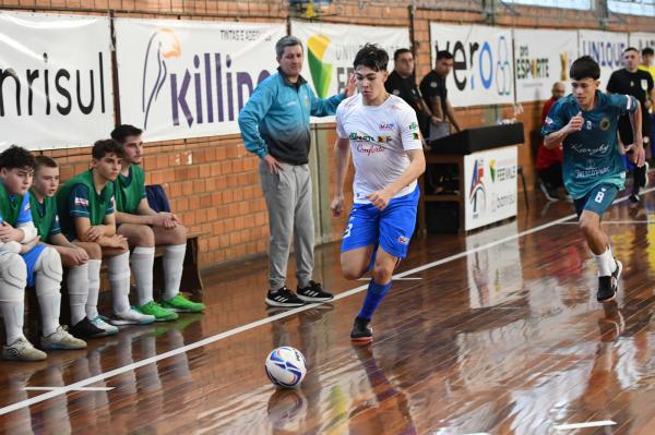 Sub-17 enfrenta o Parobé nesta quarta-feira