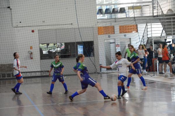 Sub-17 Feminino entra quadra neste sábado
