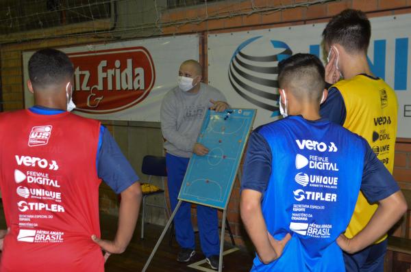 Sub-20 da UJR/Feevale/Banrisul disputa segundo amistoso