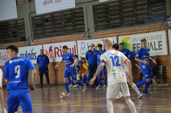 UJR/Feevale/Banrisul chega a última rodada da primeira fase com uma das melhores campanhas do Gauchão Sub-20