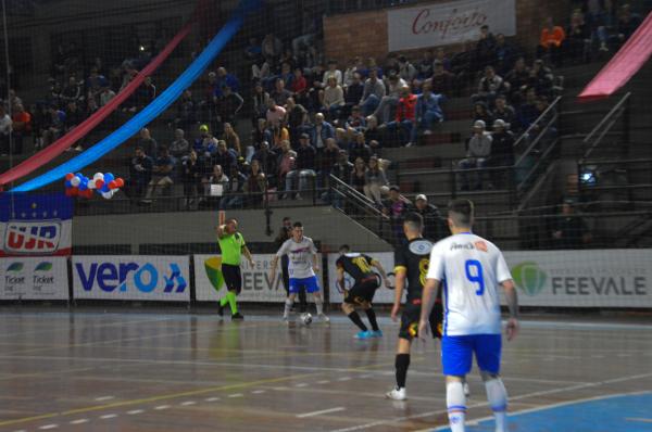 UJR/Feevale/Banrisul começa a decidir em casa vaga na semifinal do Gauchão Sub-20