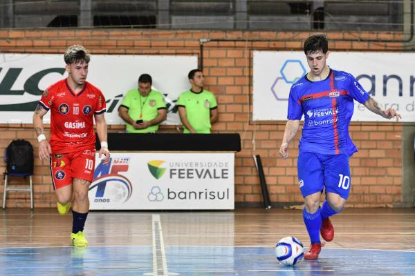 UJR/Feevale/Banrisul encaminha terceiro atleta para o futsal italiano