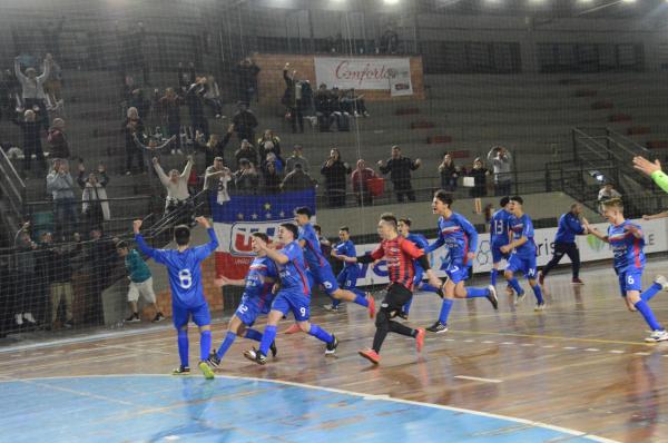 UJR/Feevale/Banrisul está na semifinal do Gauchão Sub-15