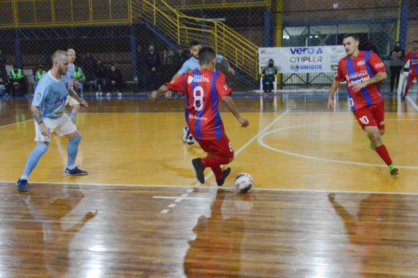 UJR/Feevale/Banrisul sai em desvantagem na final da Taça Farroupilha
