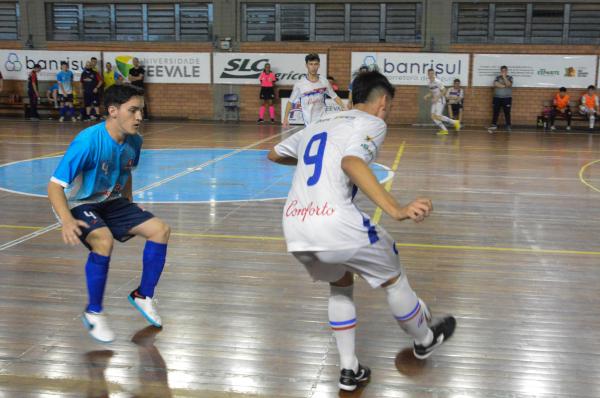 UJR sai atrás por vaga na final do Gauchão